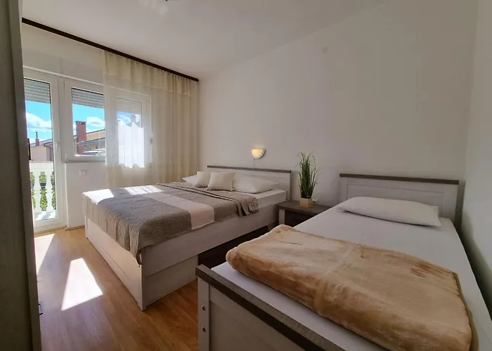 In Mit Privatem Parkplatz By Interhome * Crikvenica