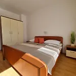 In Mit Privatem Parkplatz By Interhome Apartament *
